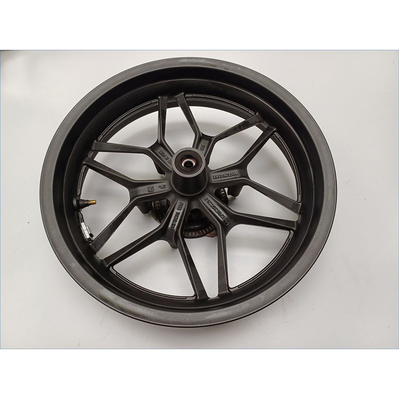 Front Wheel for HONDA Forza 125 21 Original used spare parts ACCIMOTO