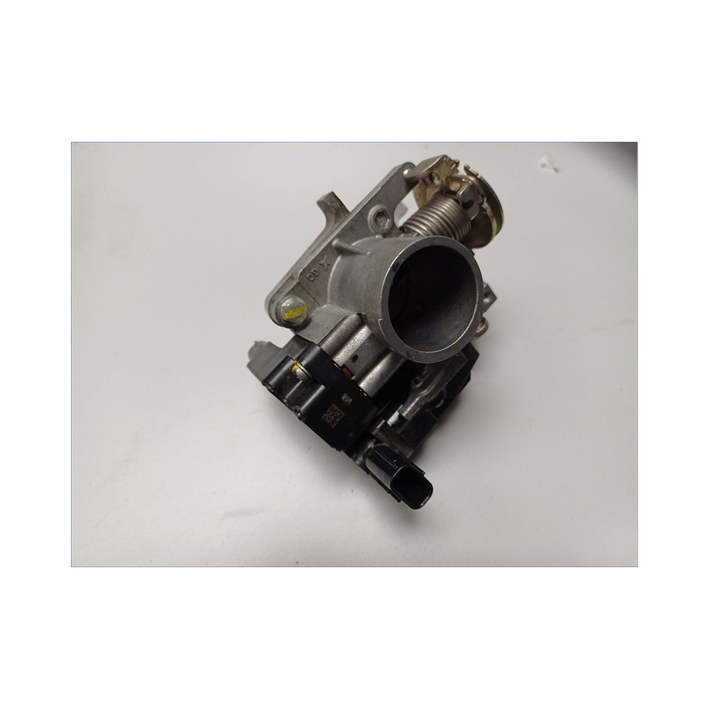 Corpo Farfallato per HONDA Forza 125 21 Ricambi usati originali ACCIMOTO