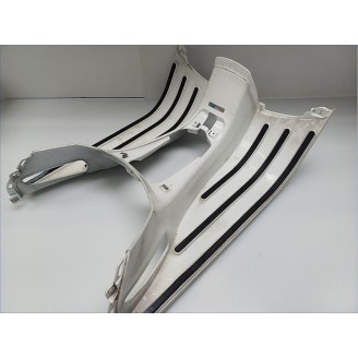 Repose-pieds central pour PIAGGIO VESPA GTS 300 14 Guêpe ACCIMOTO